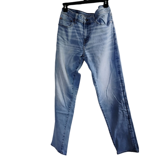 American Eagle Outfitters Light Blue Straight Leg Jeans - Picture 1 of 7